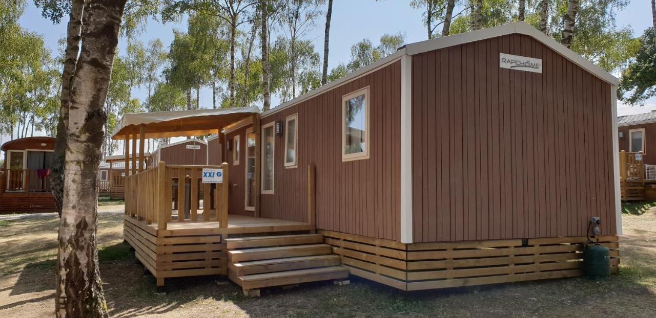 Mobil Homes Xxl2 4 Chambres - Camping Le Ranch Des Volcans ชาเตล-กียง ภายนอก รูปภาพ
