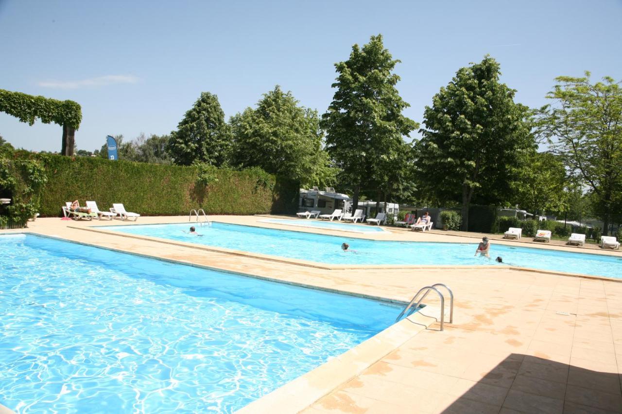 Mobil Homes Xxl2 4 Chambres - Camping Le Ranch Des Volcans ชาเตล-กียง ภายนอก รูปภาพ